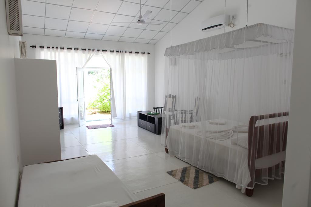 Chitra Ayurveda Hotel Bentota Phòng bức ảnh