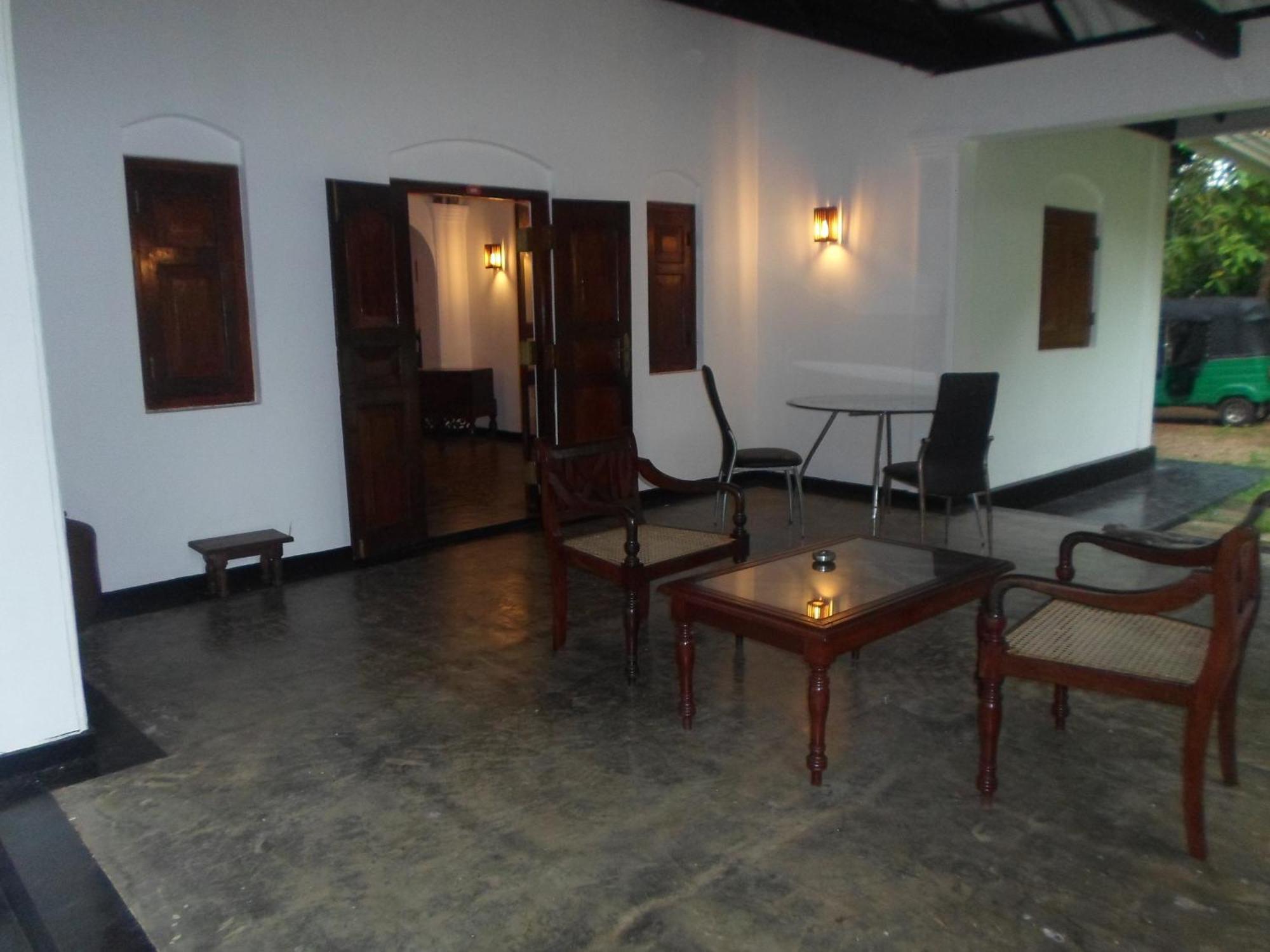 Chitra Ayurveda Hotel Bentota Phòng bức ảnh