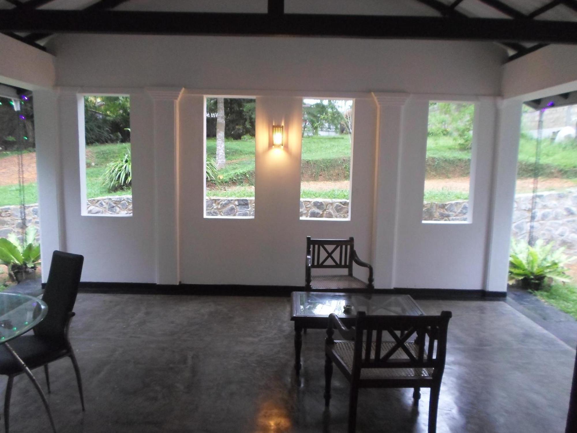 Chitra Ayurveda Hotel Bentota Phòng bức ảnh